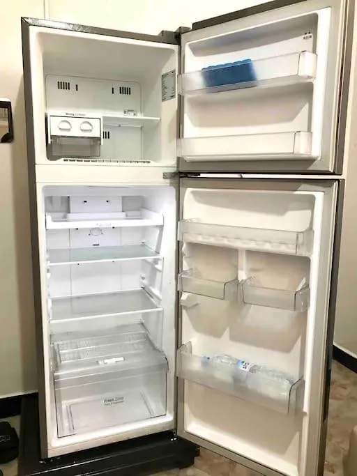 Appartement Avec Patio, Au Centre Ville, Internet Fibre, Canal Plus, Chaines Internationales Agádír Apartmán