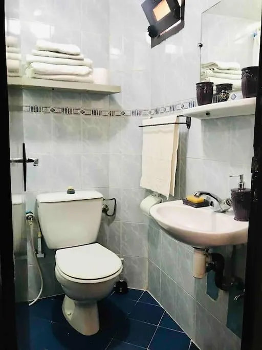 Appartement Avec Patio, Au Centre Ville, Internet Fibre, Canal Plus, Chaines Internationales Agadir 0*,